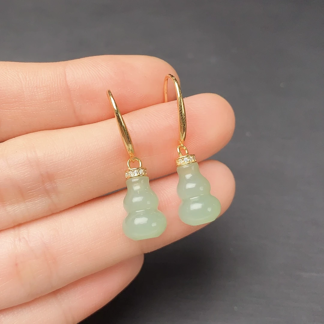 【麦子家族夏日特惠】天然和田玉S925银葫芦耳坠多样性发1对 D1920