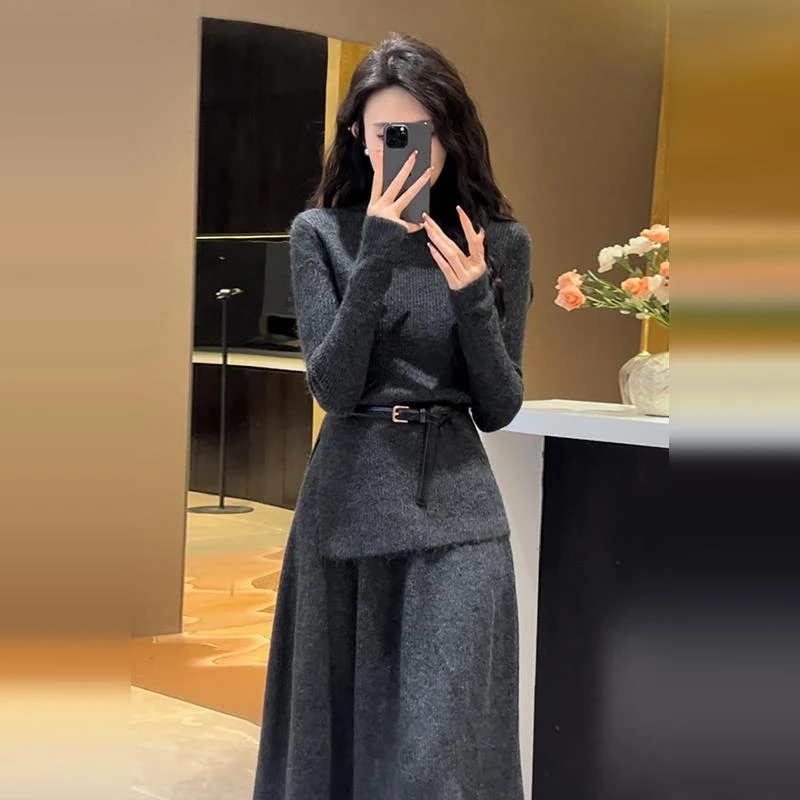 小个子韩系穿搭连衣裙子女早秋季2025新款法式气质高级感套装长裙