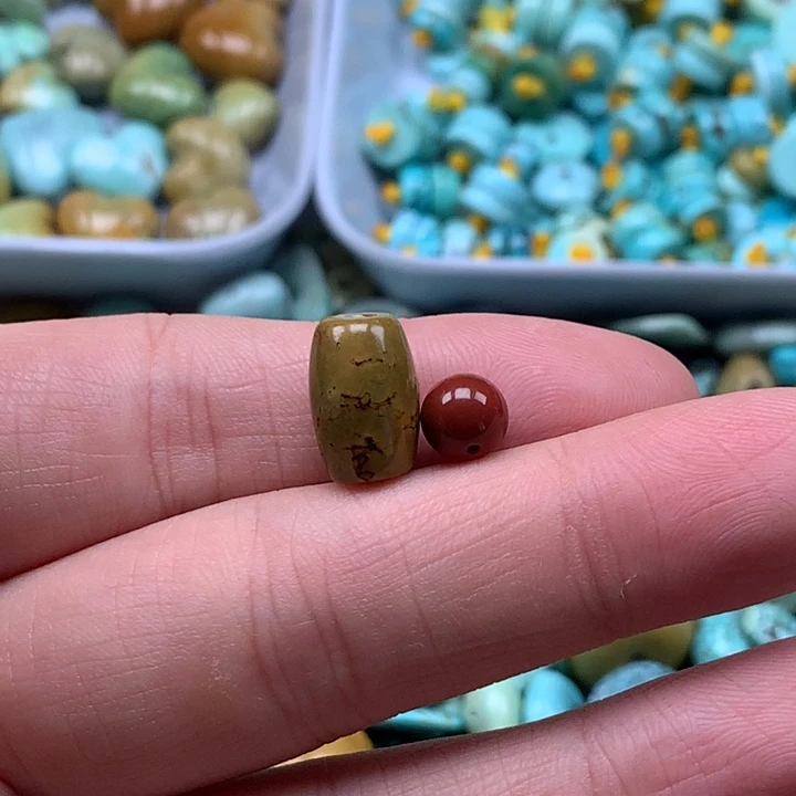未镶嵌南红玛瑙珠宝奇石