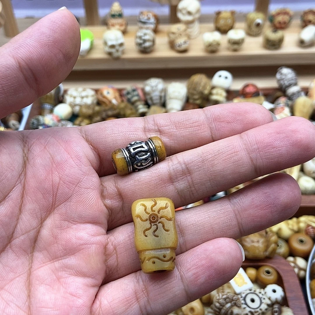 小***坊其他驼骨配饰搭配