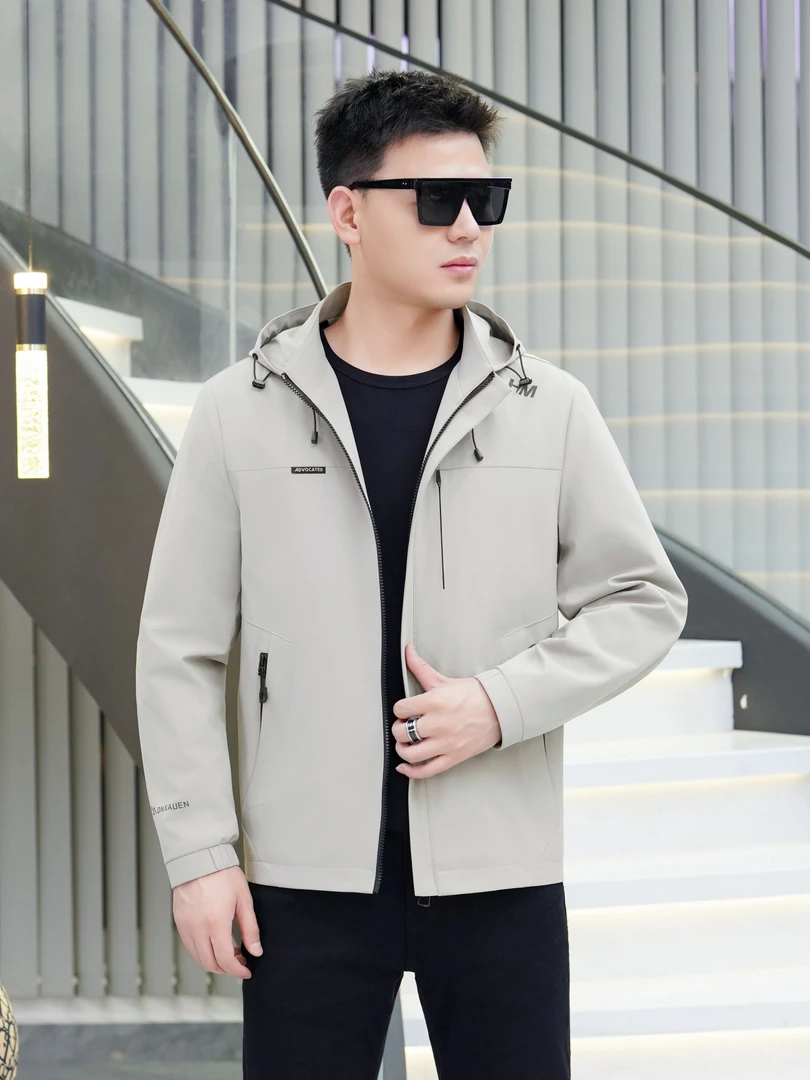 秋季新款 男士户外可脱卸帽子商务休闲时尚轻奢防风夹克外套