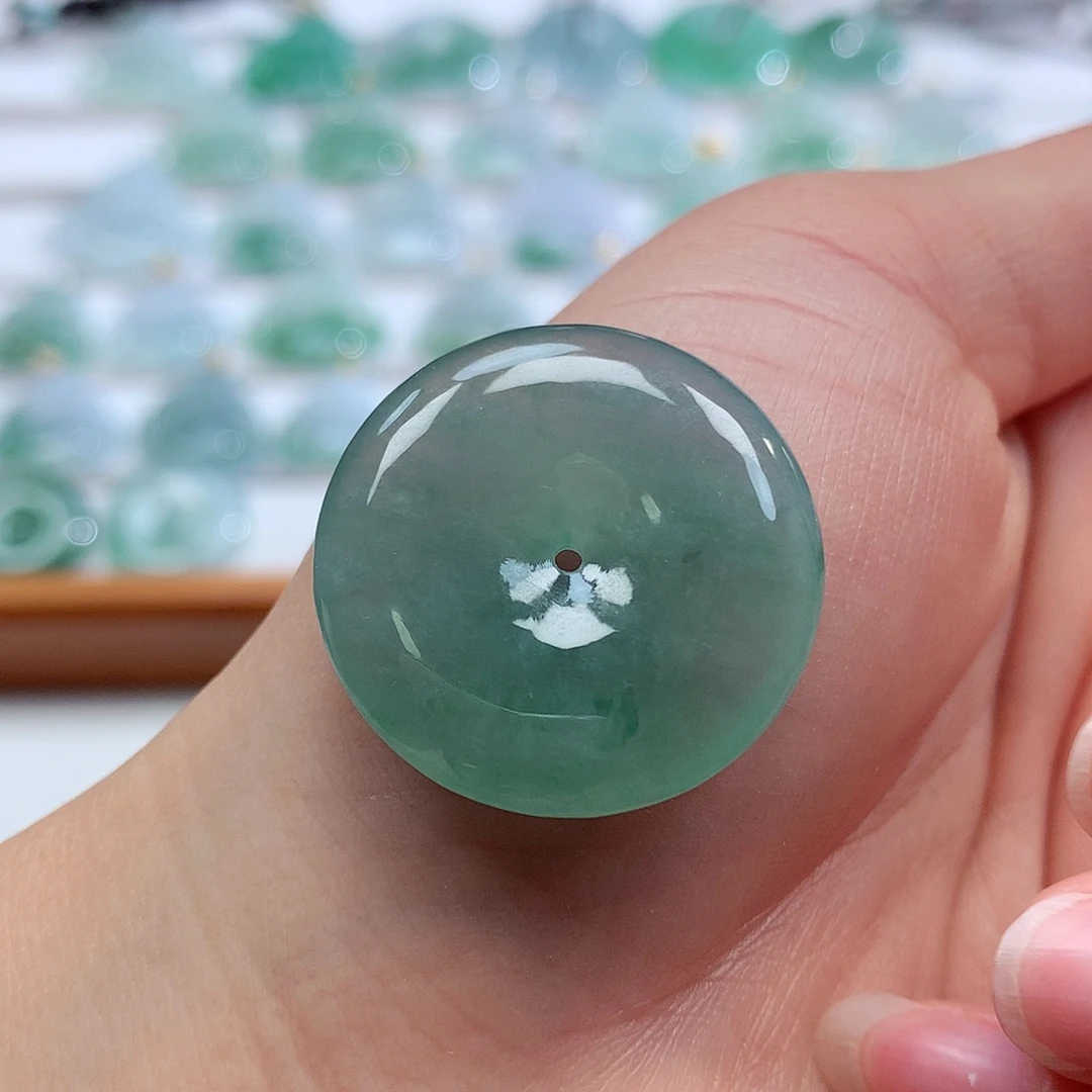 翡翠未镶嵌吊坠(不含链)27.5-5.6