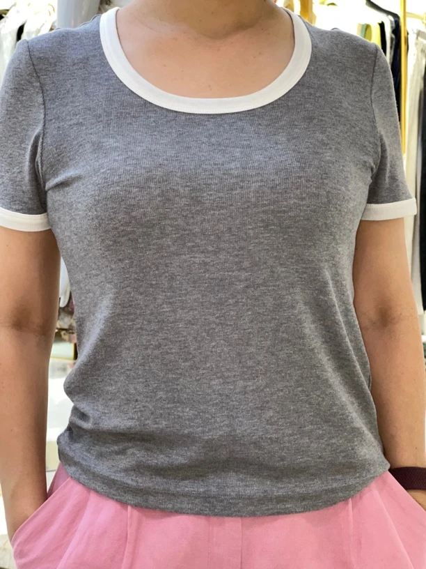 常规袖T恤街头风圆领轻职风短袖夏季女士