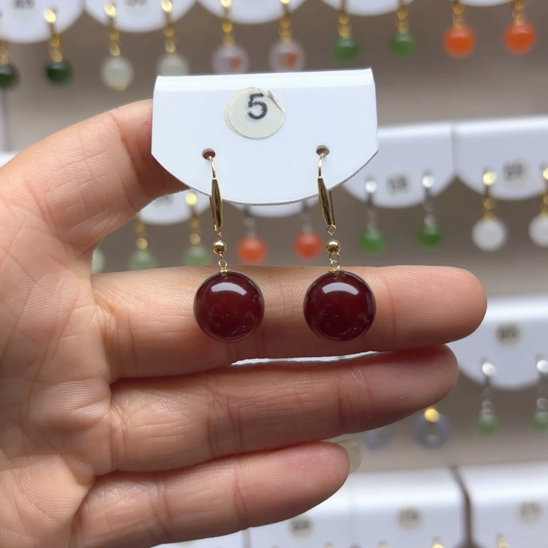 血珀耳饰18K金镶嵌血珀