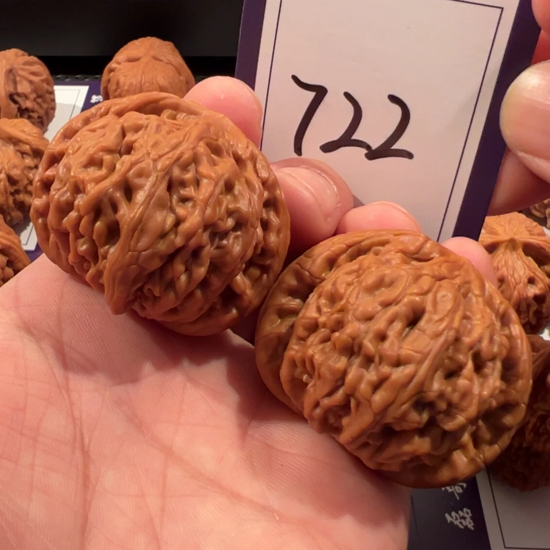 文玩核桃把件全品虎头王43.5尺寸722号