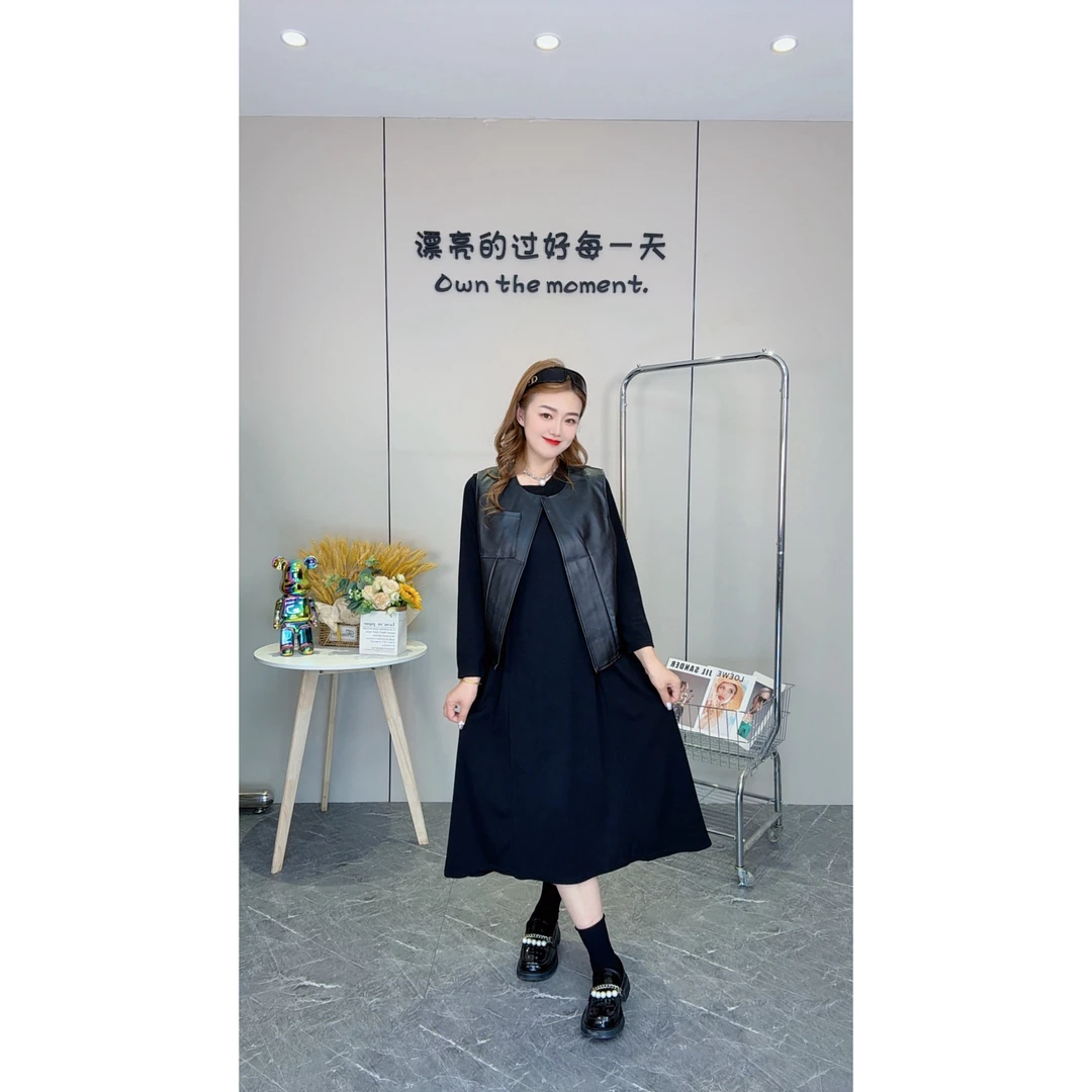 2025秋季新款大码胖mm时尚套装显瘦遮肉气质两件套马甲连衣裙5899