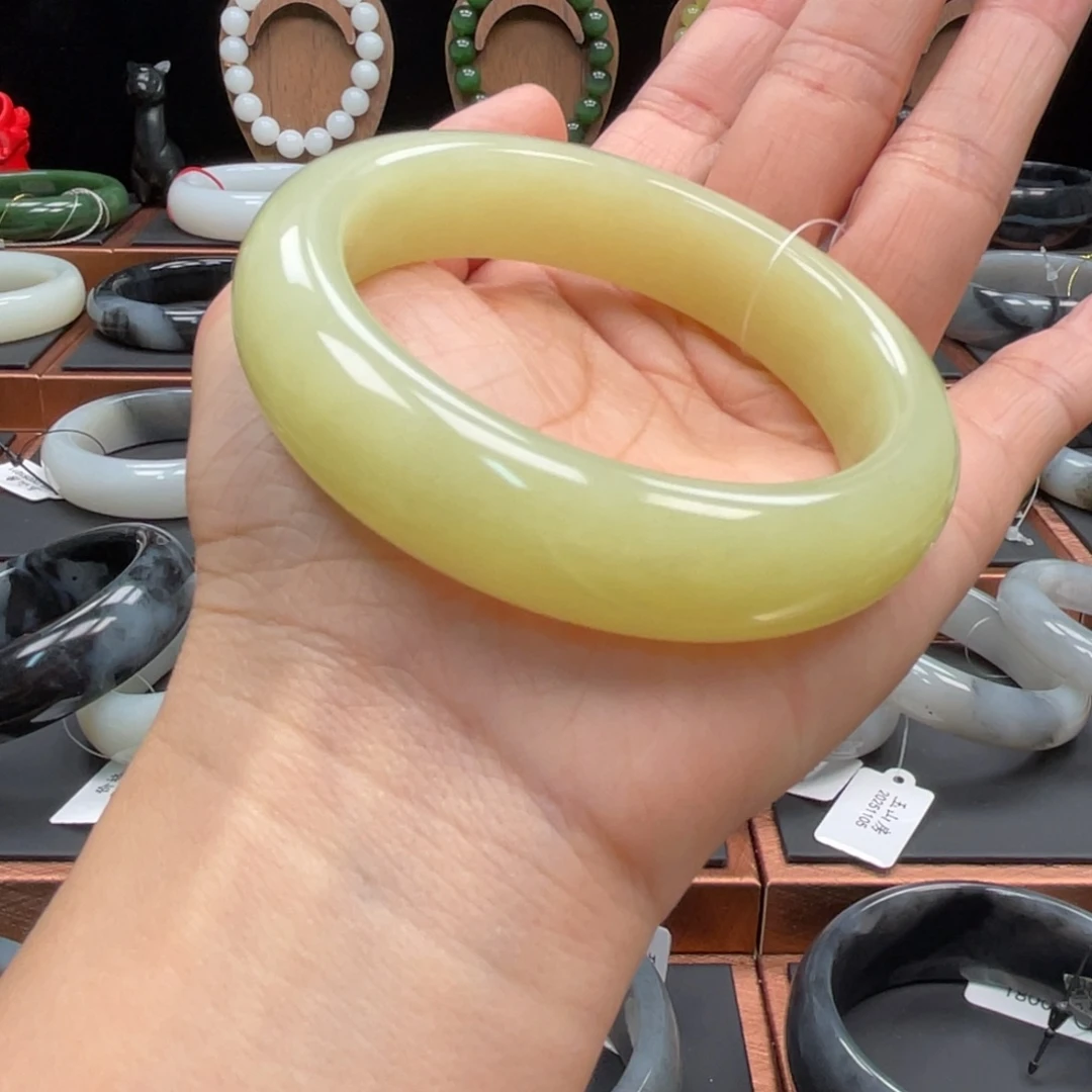 和田玉未镶嵌手镯56.7圈口