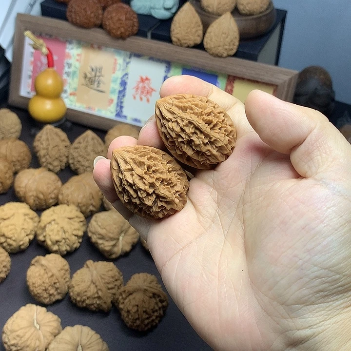 核桃招财鼠核桃31尺