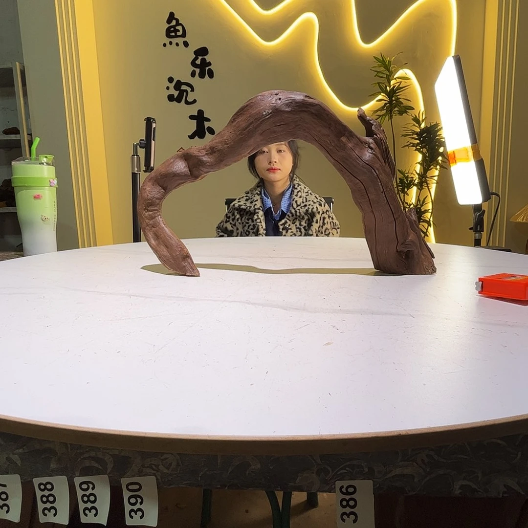 瓦当大****宇会黄黑红水385。51 8 27