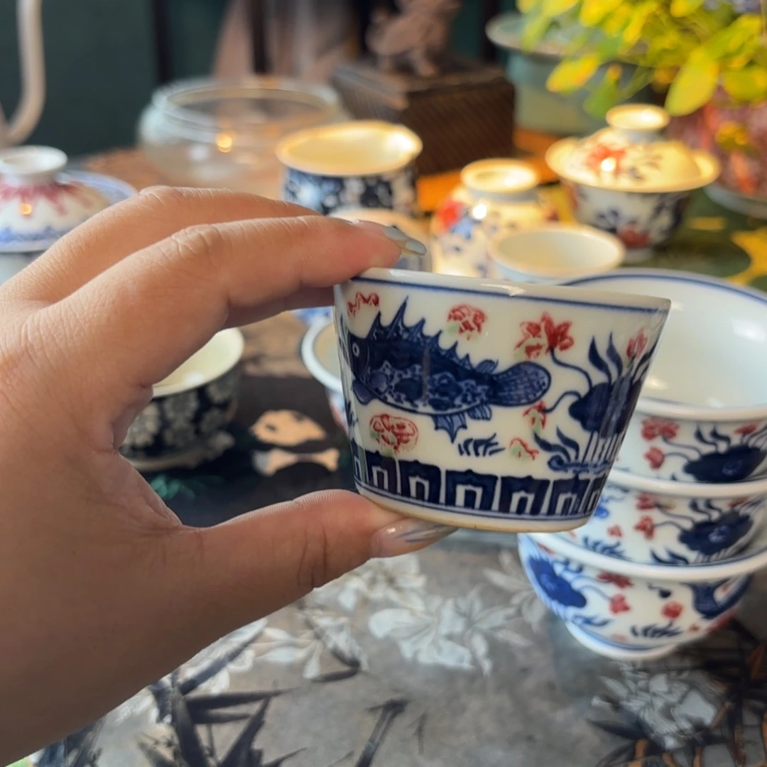 青花釉里红鱼藻小可乐