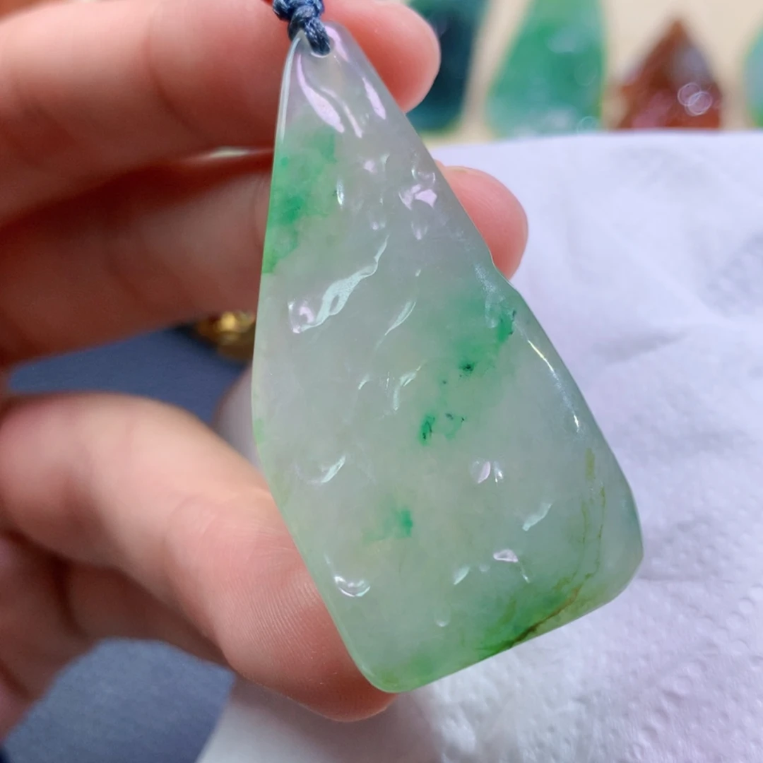 【闪购商品】颈饰未镶嵌翡翠