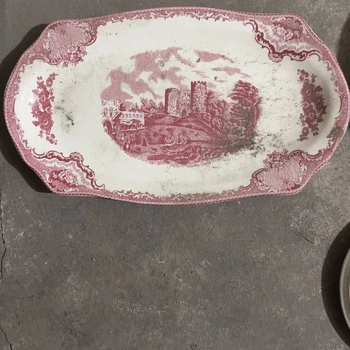 唯***航陶红城堡长条盘一个外贸