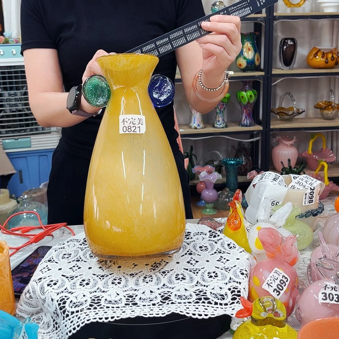 0821 家悦琉璃工艺品不完美