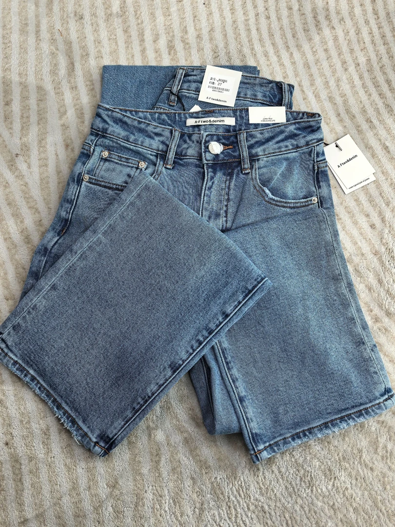 SU【886】代86 愫燕 MWMA微弹直筒窄版阔腿白标牛仔裤~