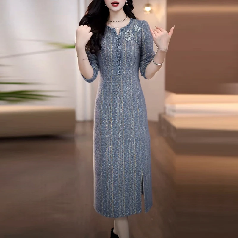 雪花绒气质轻奢保暖打底裙2025秋冬季新款高贵中长款内搭连衣裙子