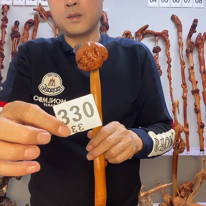 时***哥大叶紫檀（黑酸枝木类）