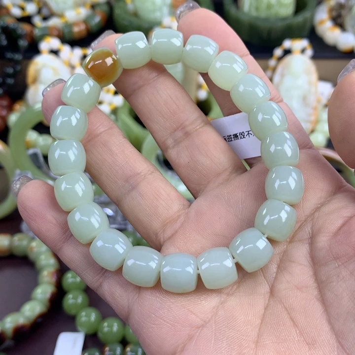 靜***麗透闪石质玉未镶嵌手串