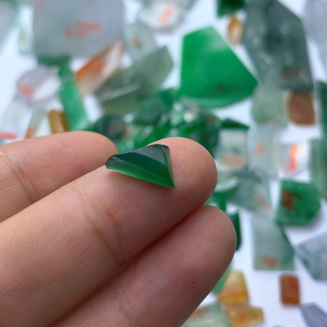定制翡翠未镶嵌天然翡翠