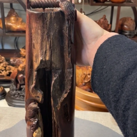 【闪购商品】小叶紫檀把件………………