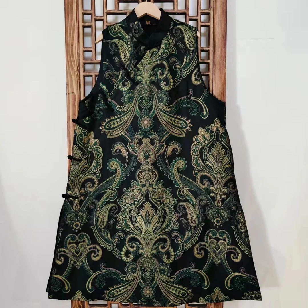 凤徕兮私人定制黑底金绿图腾提花小立领盘扣马夹（HM101038）