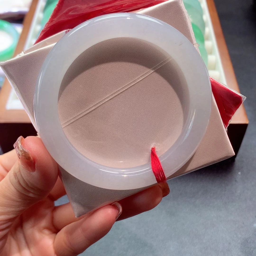 翡翠未镶嵌手镯6号