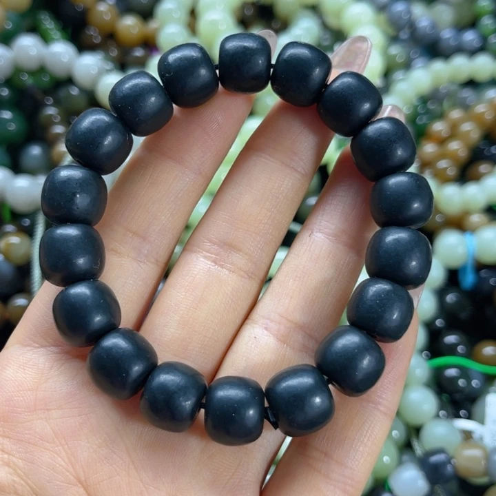 手链未镶嵌和田玉