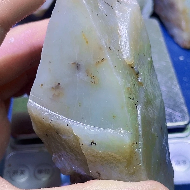 和田玉（糖玉）未镶嵌珠宝半成品