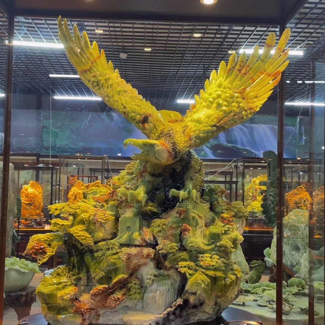 蛇纹石玉未镶嵌摆件