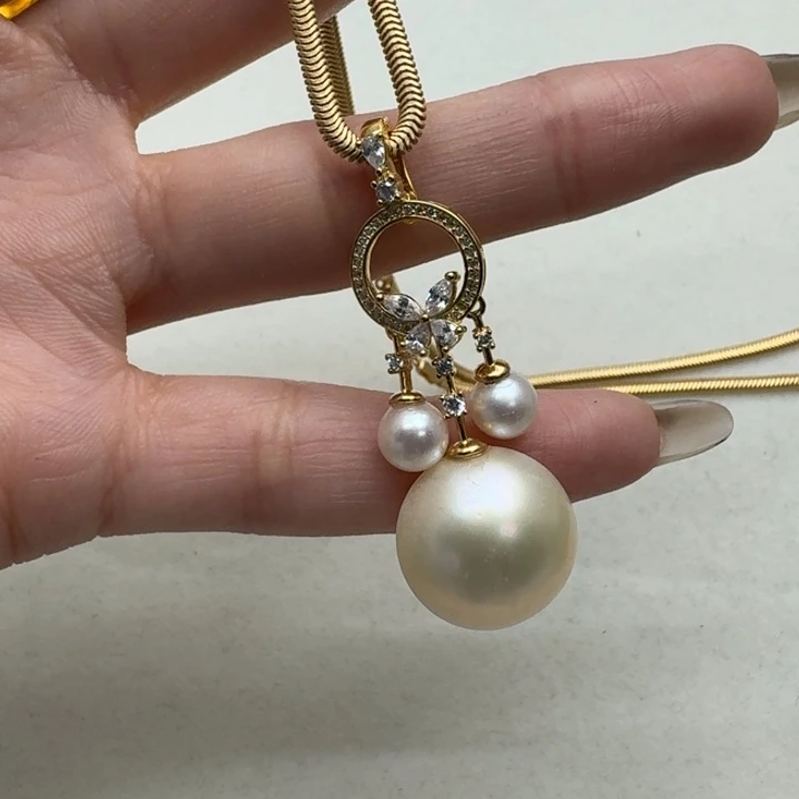 银S925镶嵌拼合珍珠（马贝珠）颈饰