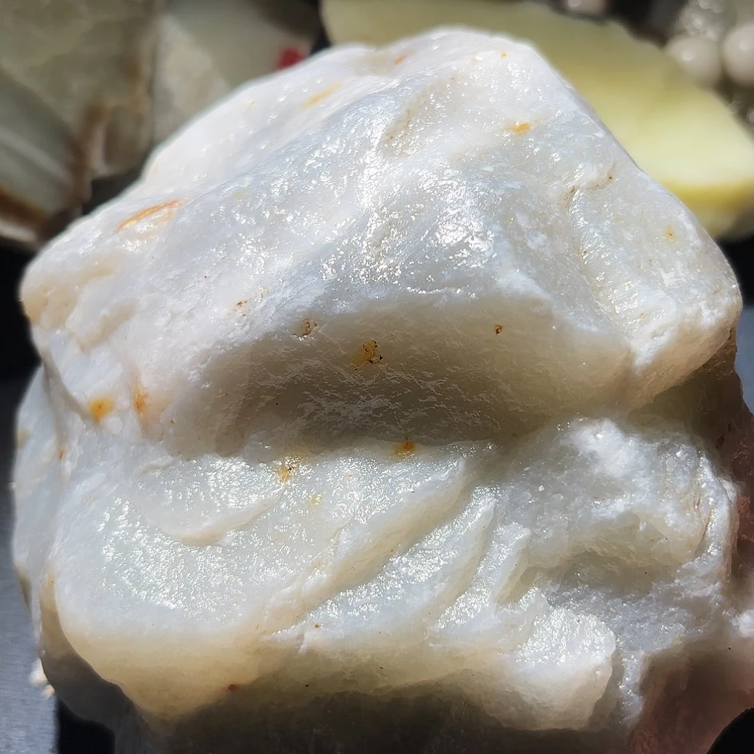 和田玉未镶嵌珠宝奇石