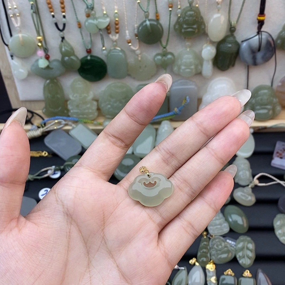 和田玉18K金镶嵌吊坠(不含链)