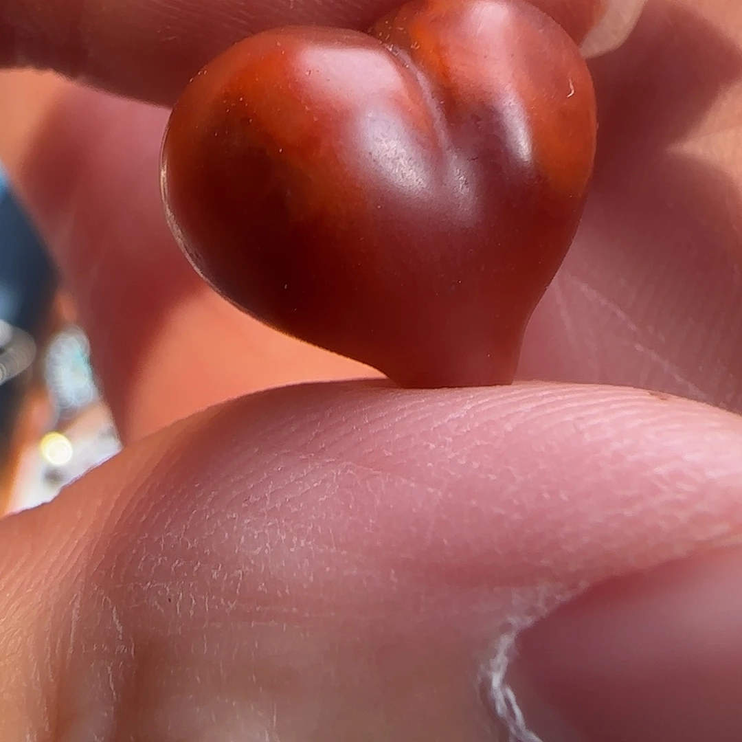 南红玛瑙合金颈饰15x14南红川料小屁桃