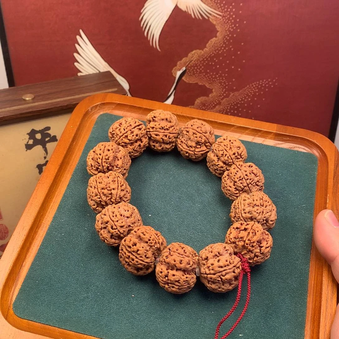 手串金刚菩提a**y2、粗筋梅花29.5mm