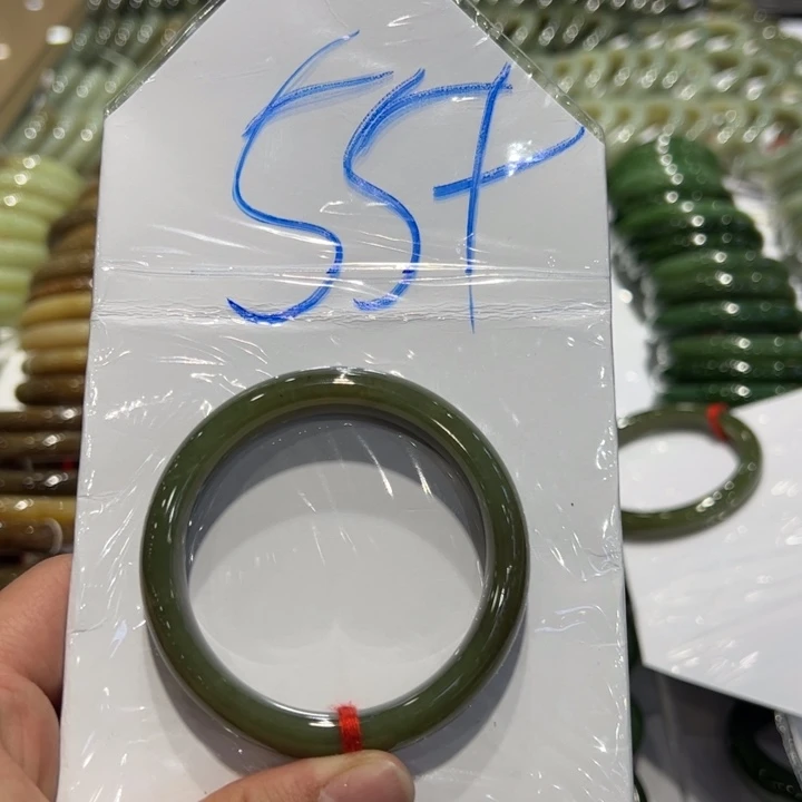 和田玉（糖玉）手镯未镶嵌