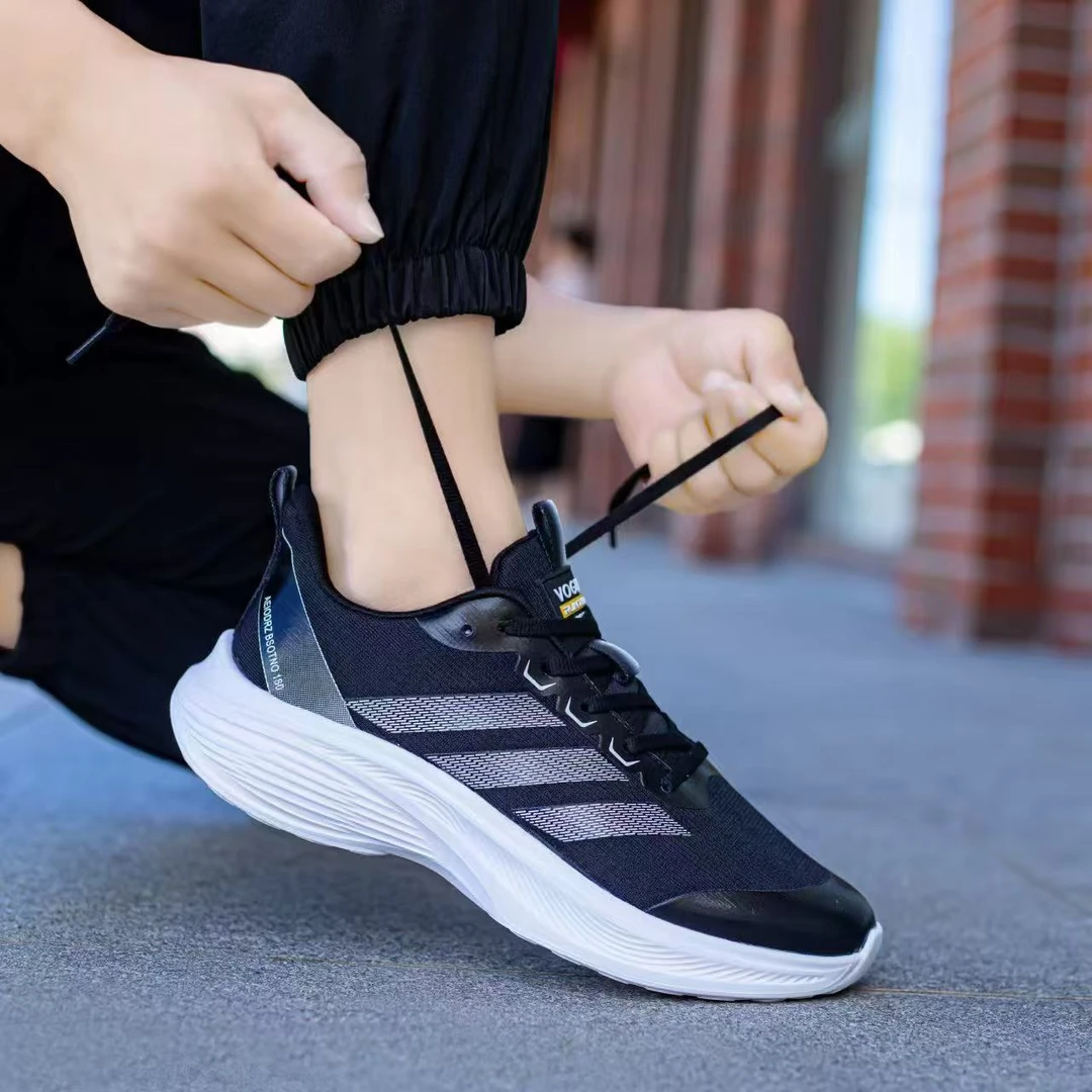 潮流软底透气运动鞋舒适耐磨防滑跑步鞋男士休闲夏季百搭轻便