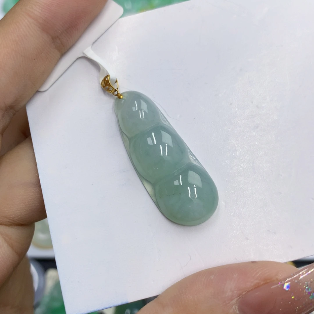 颈饰18K金镶嵌翡翠翡翠