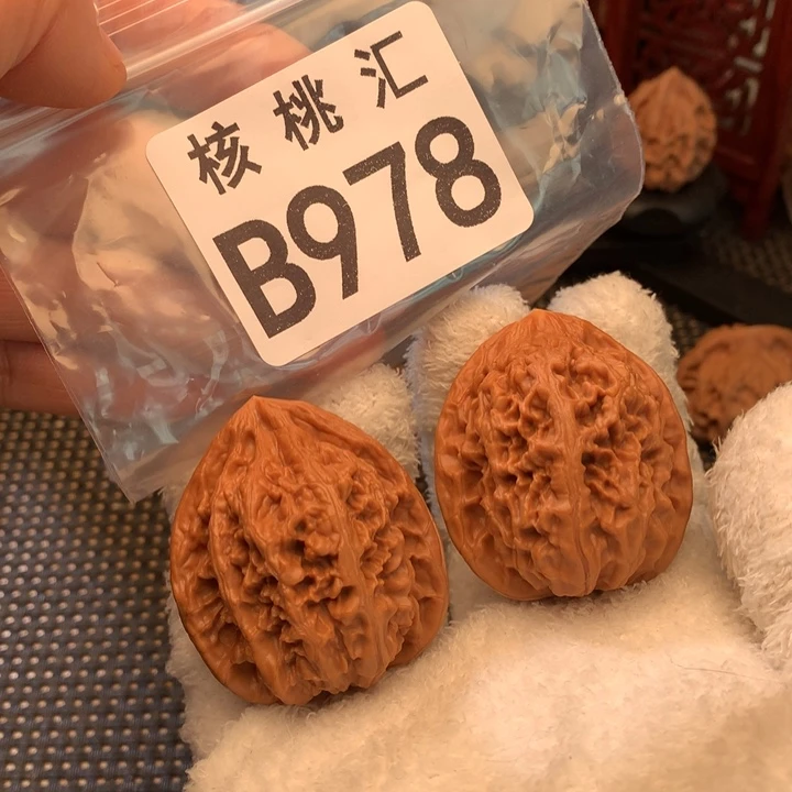 文玩核桃吊坠凤凰台40