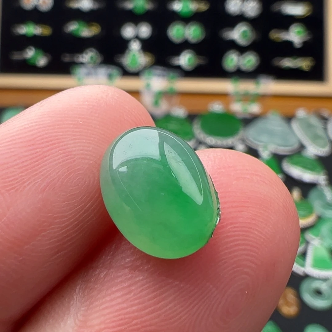 翡翠未镶嵌颈饰蛋面11.3