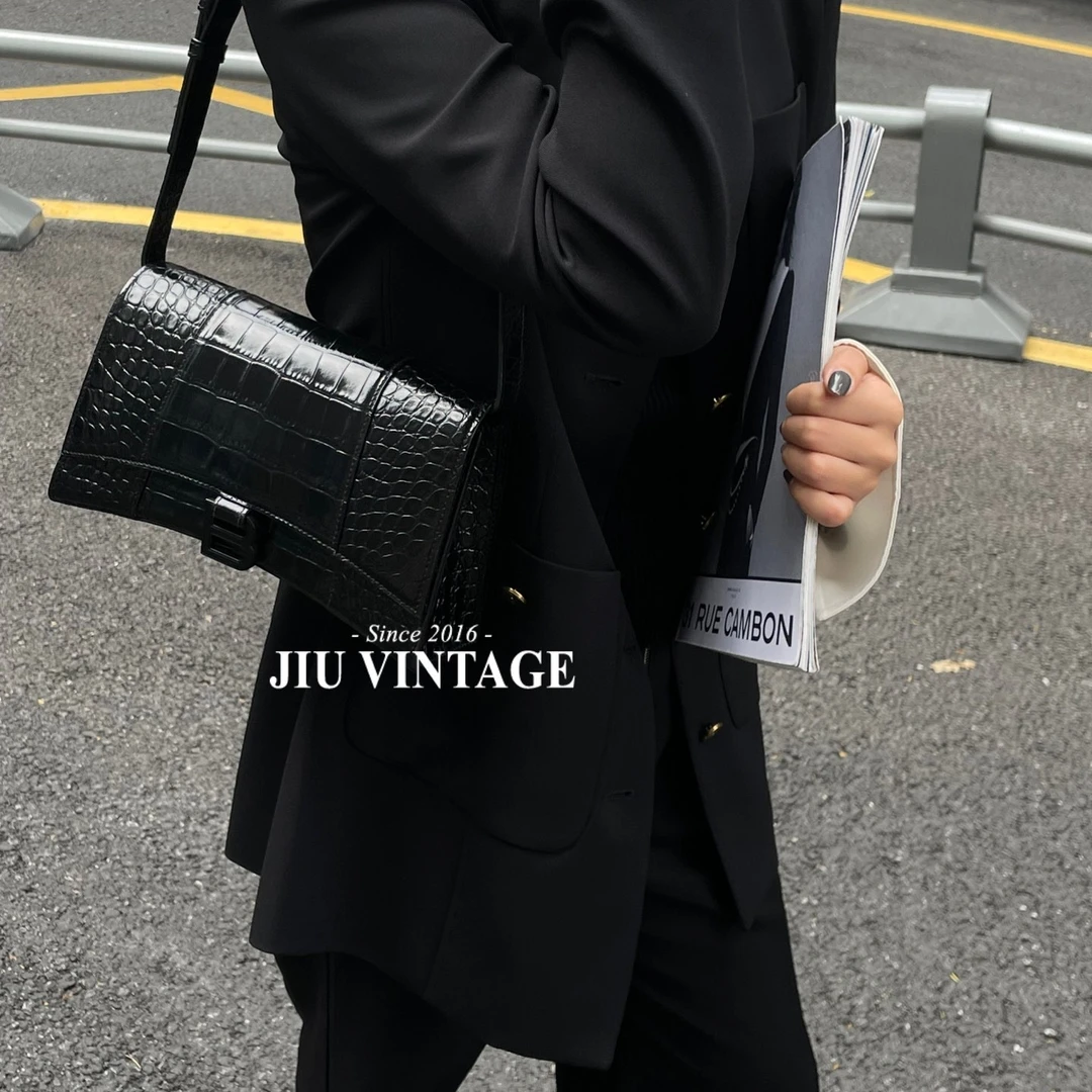 99新 Balenciaga/巴黎世家 black dowmtown腋下包JM2-8003