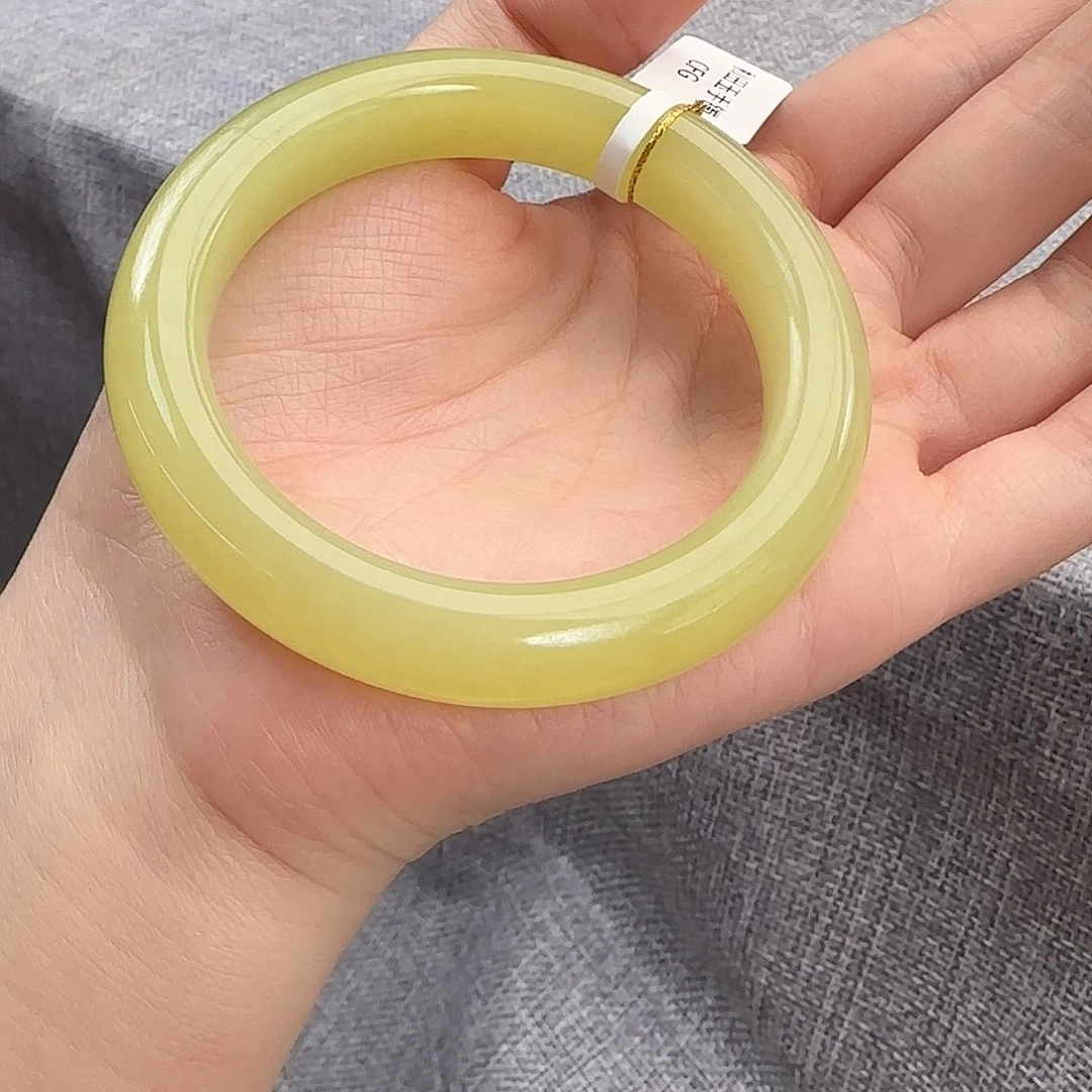 和田玉未镶嵌手镯新疆若羌黄口 鸡油黄 55