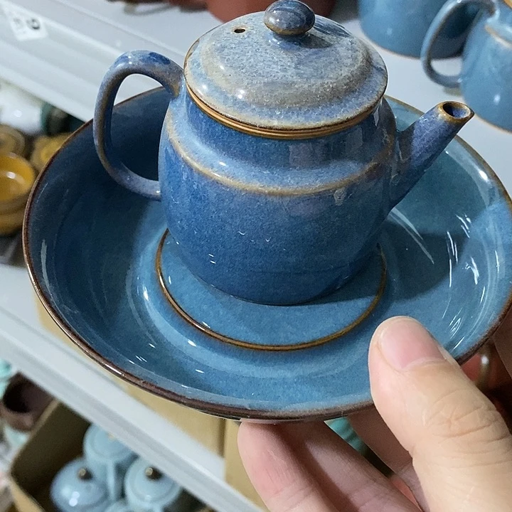 陶瓷艺术品及陶瓷壶壶