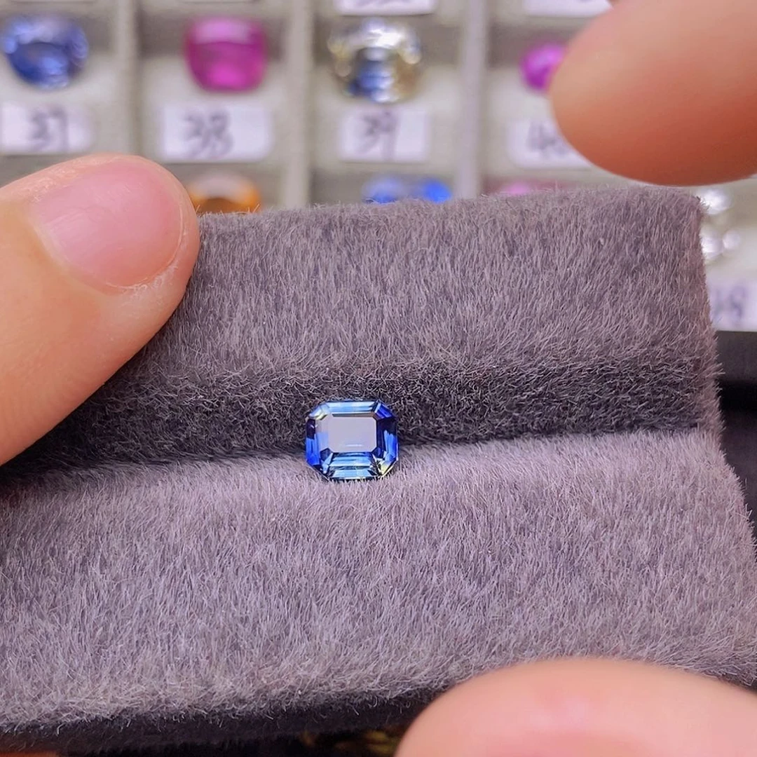 裸石蓝宝石VB评级阿斯切颜色浓郁1.13ct/0039