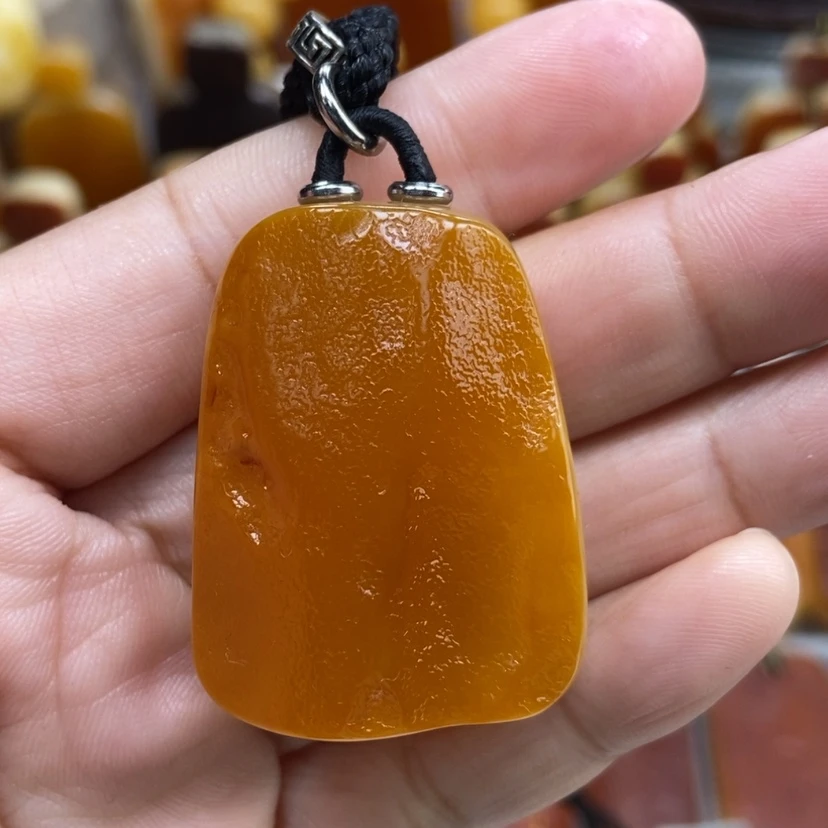 【闪购商品】琥珀颈饰未镶嵌