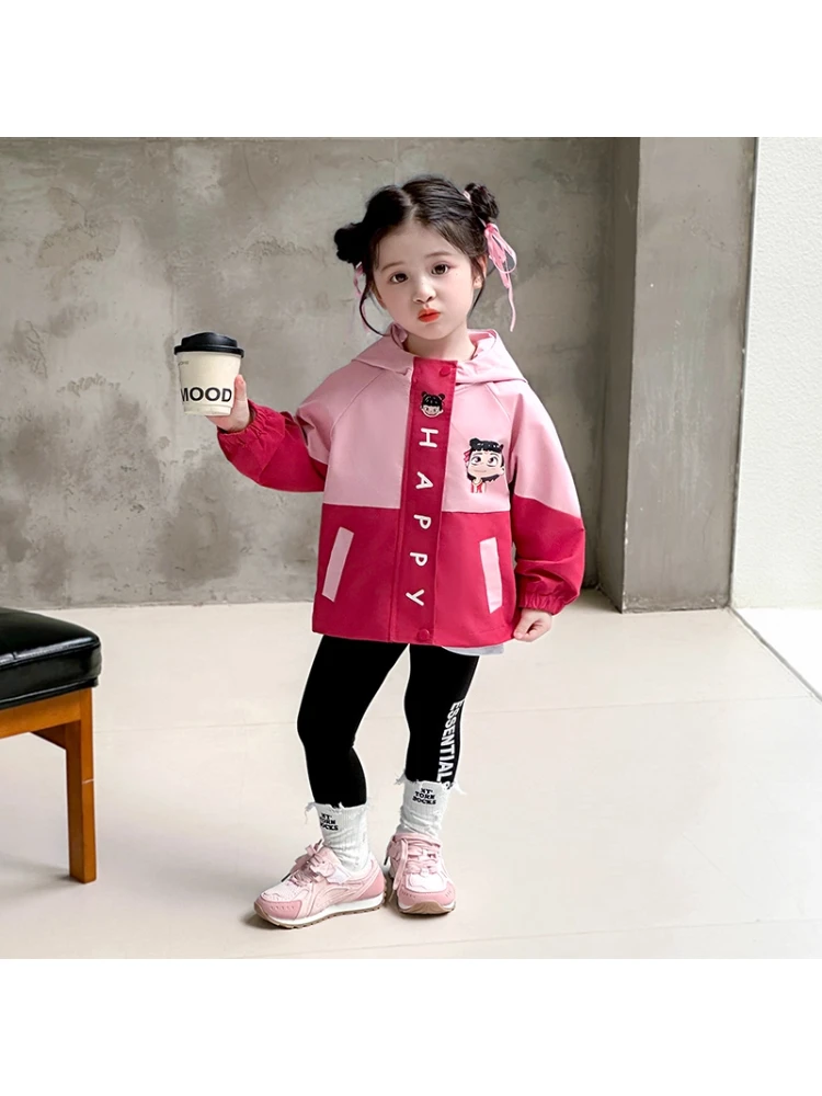 女童冲锋衣外套春秋款2025新款儿童哪吒风衣秋装小女孩连帽上衣潮