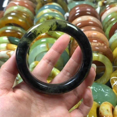 岫玉手镯未镶嵌20号不退不换