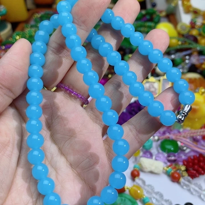 树脂制品3号蓝色项链