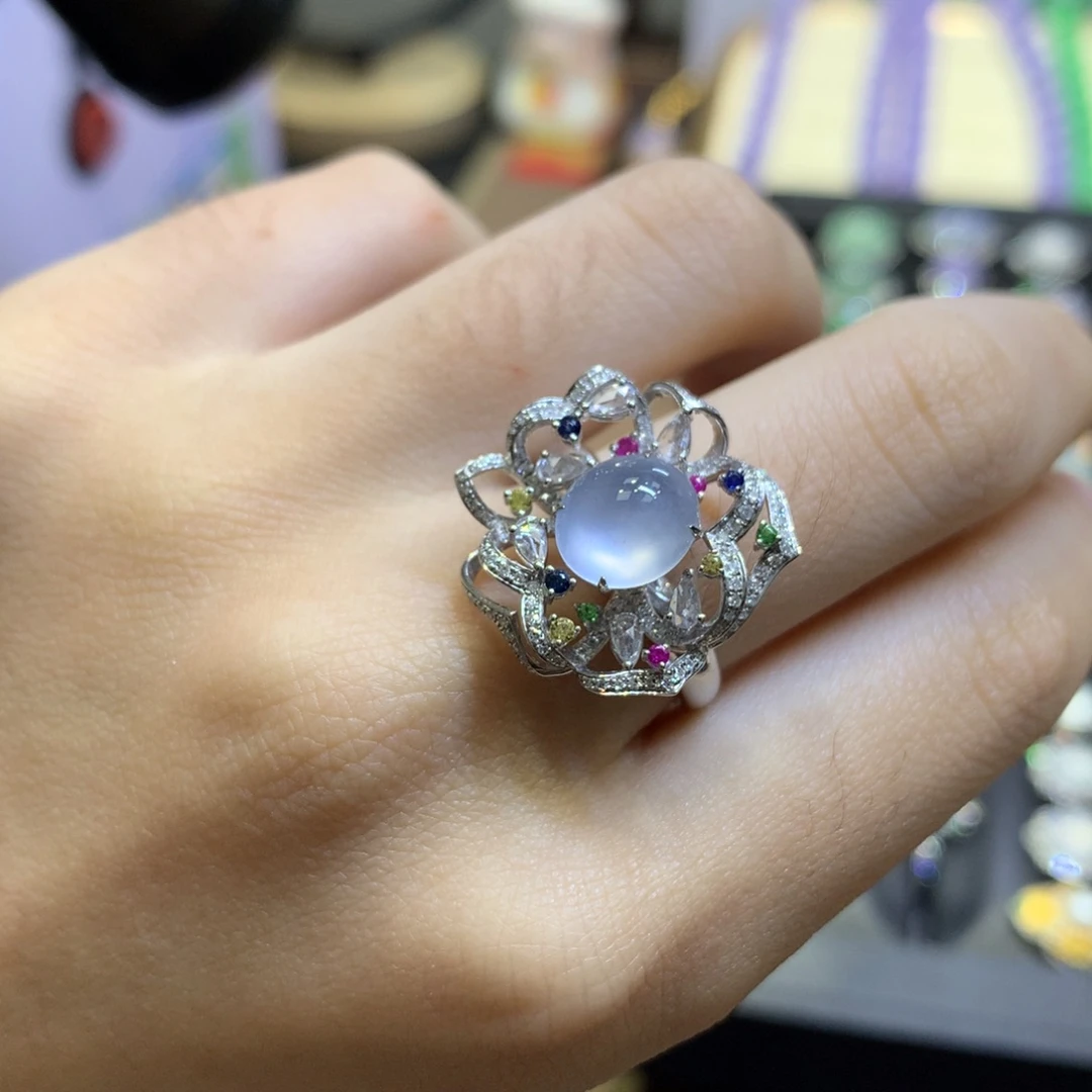 翡翠18K金镶嵌颈饰翡翠