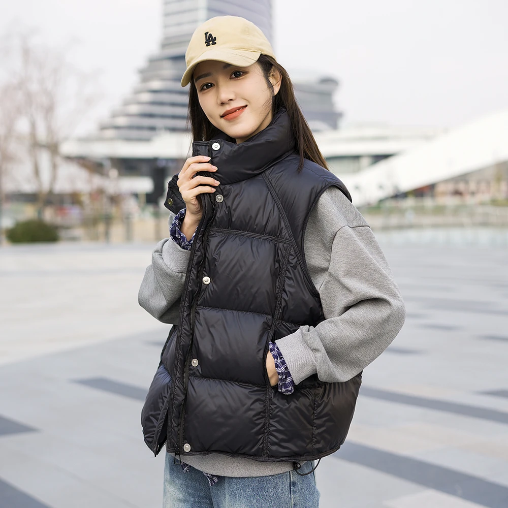 LIGHT HOLY2025新款90白鸭绒泡芙感羽绒马甲韩系防风高端加厚马甲