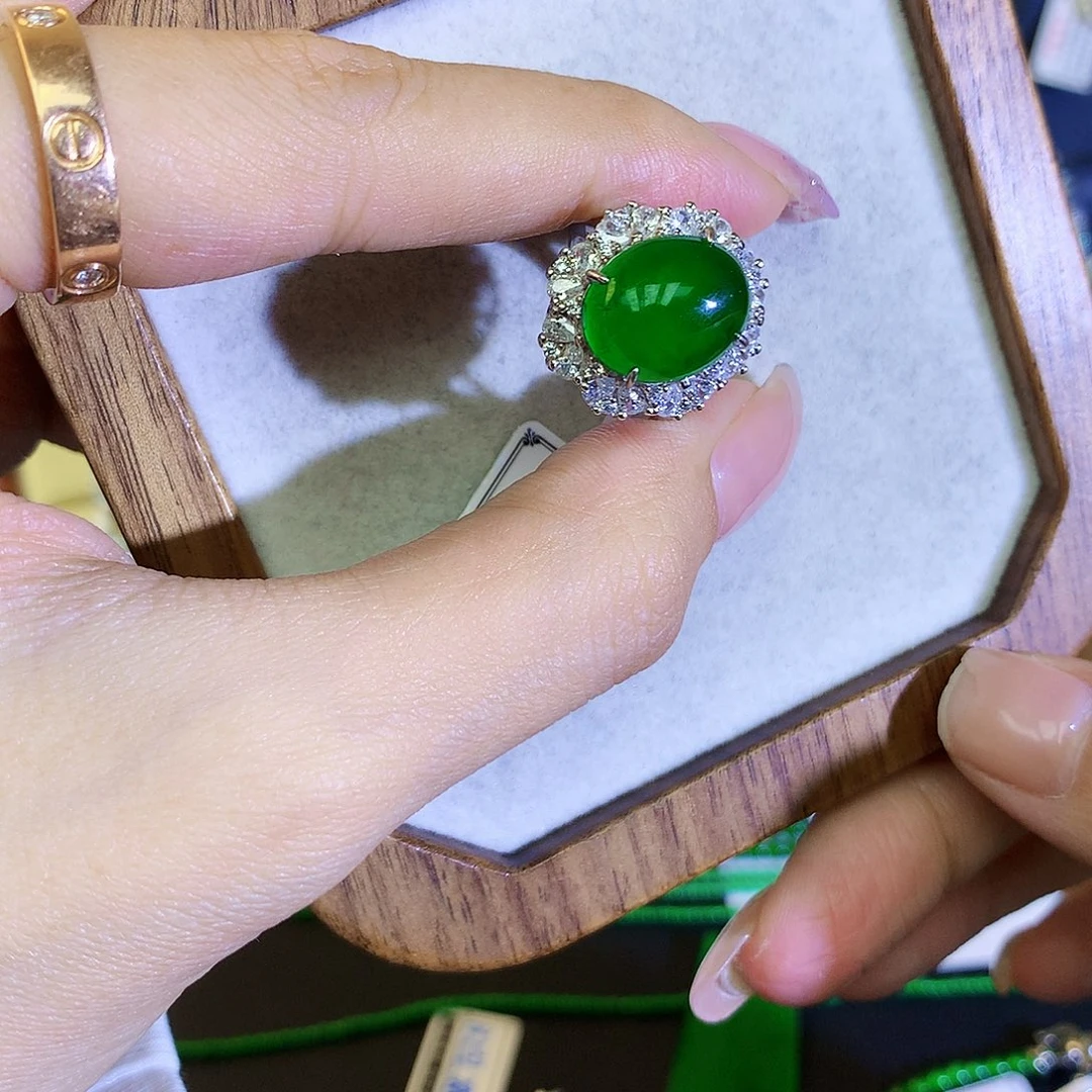 翡翠戒指银S925镶嵌天然翡翠戒指