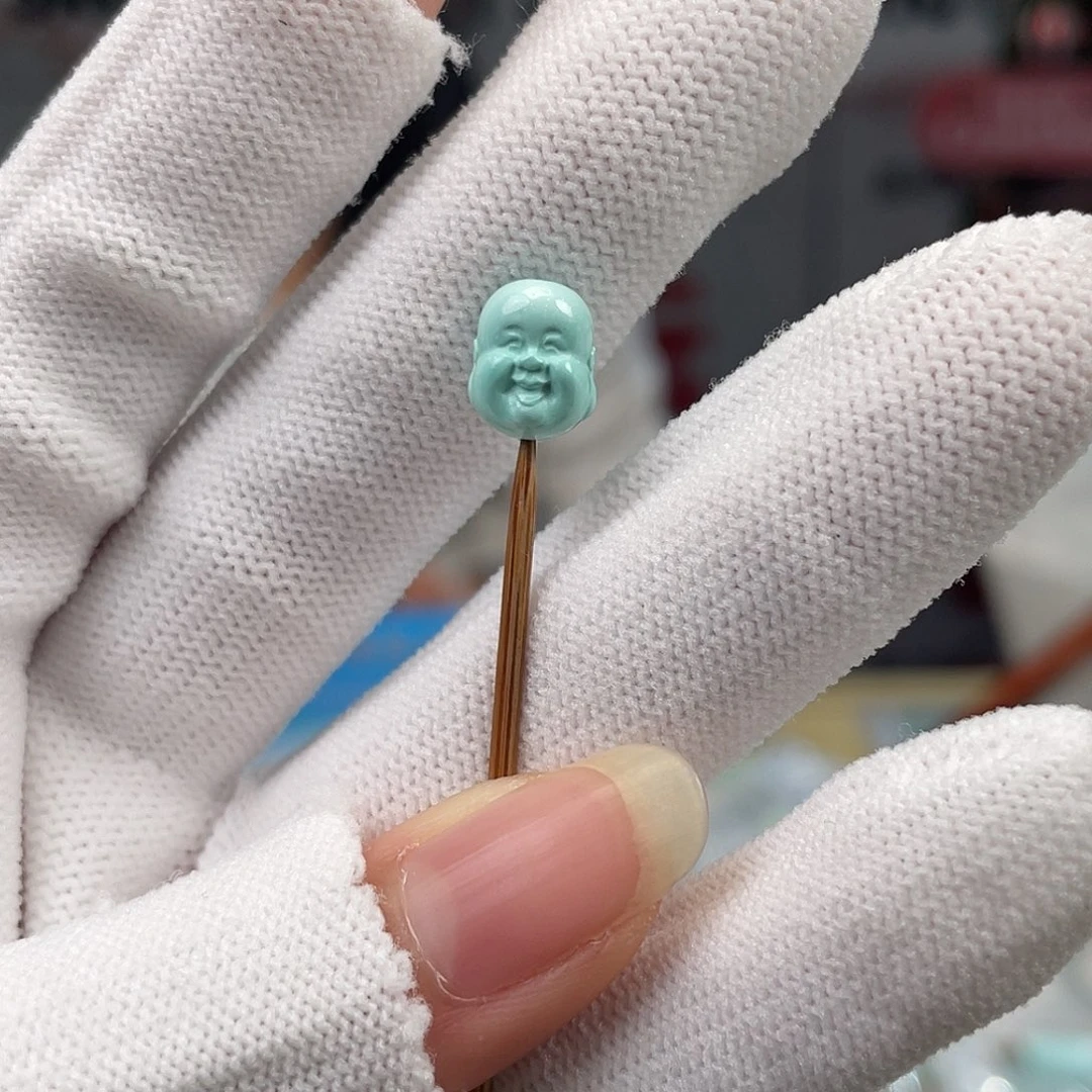 绿松石未镶嵌挂件